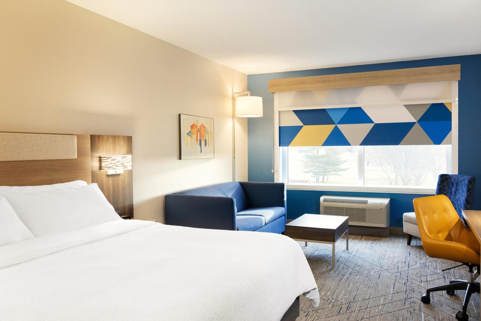 Holiday Inn Express And Suites Los Alamos Entrada Park By Ihg Exterior photo